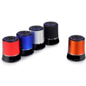 Bluetooth speaker stereo dengan berkelap-kelip led berwarna-warni dan suara bass images