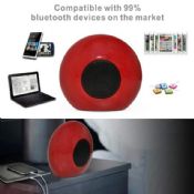 haut-parleur bluetooth rouge lumineux LED images
