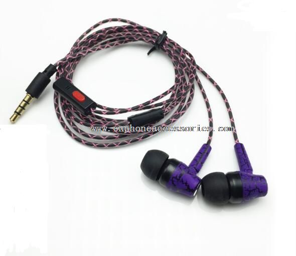 Metal earbud headphones