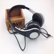 Kablolu Kulaklık ayrılabilir kablo ile müzik images