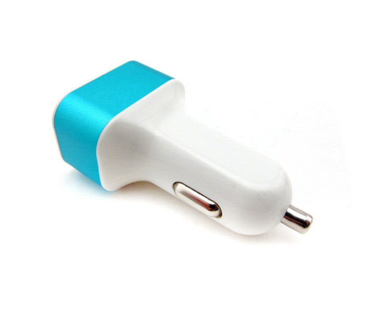 usb biloplader med adapter