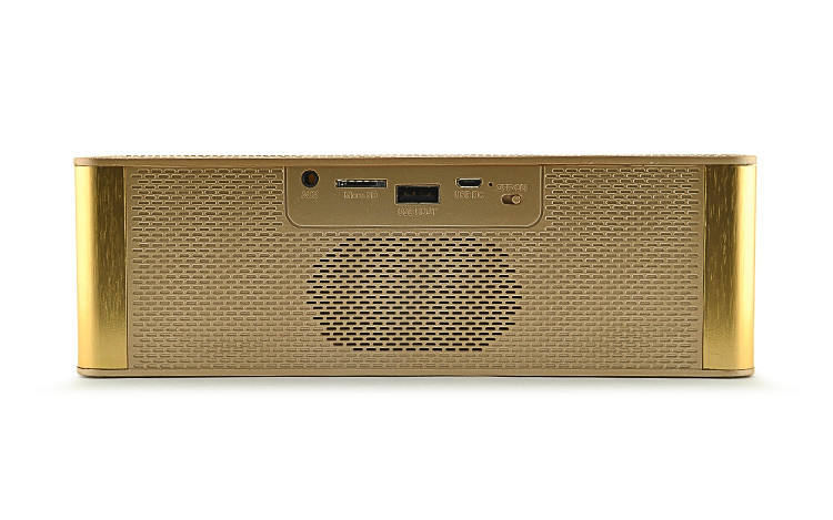Metal wireless bluetooth speaker with digital display