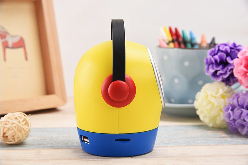  mini minion højttaler med FM radio, TF kort, MIC, USB