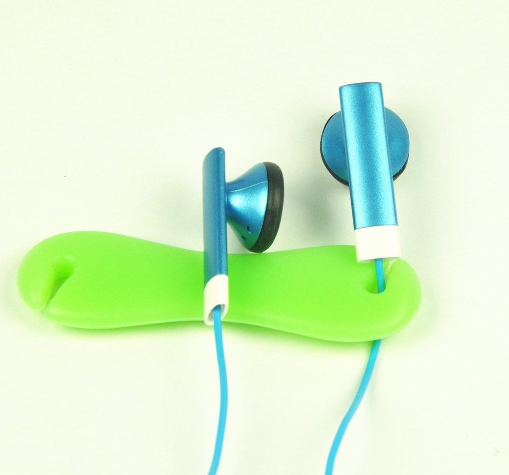 earbuds earphones
