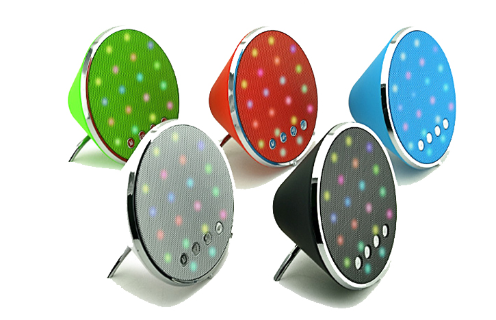 bluetooth-lautsprecher portable mit smart LED licht TF-karte und AUX-eingang