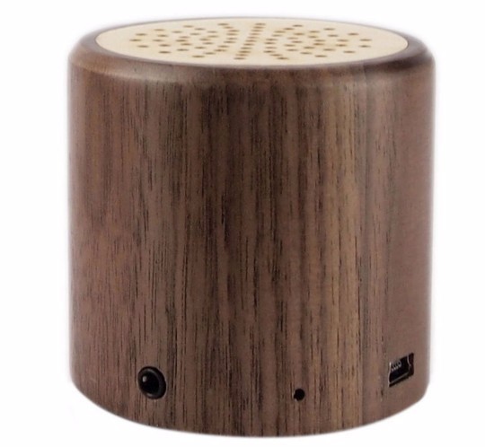 Musik bluetooth kayu speaker