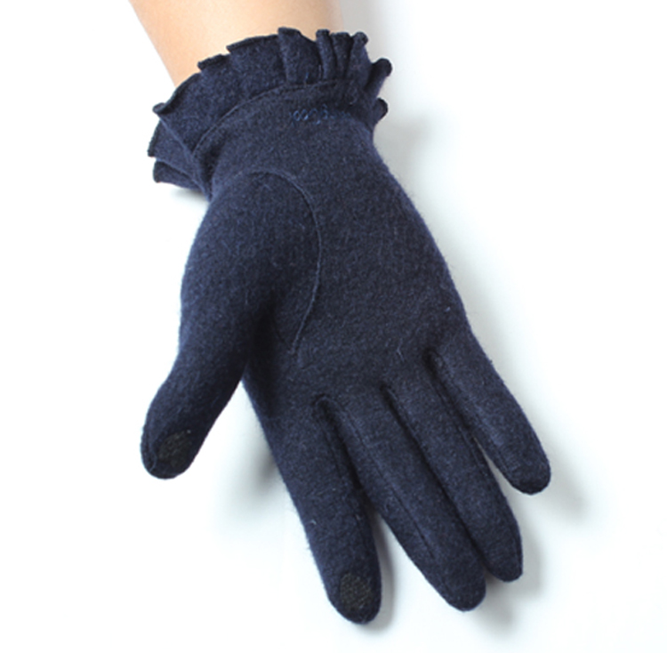 soft women's fashion wool gloves with pearls